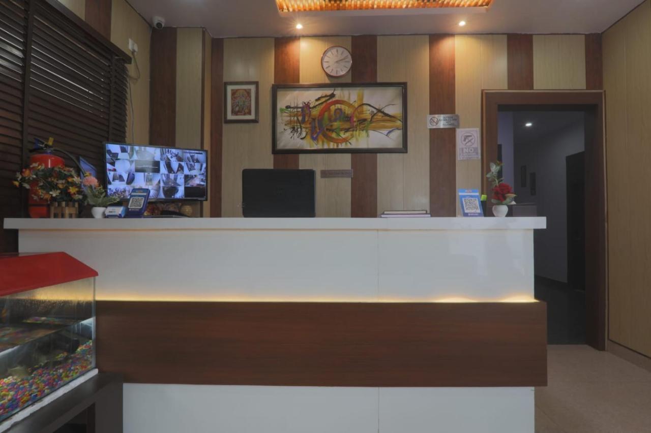 Icyhotels Hl Inn Chinhat المظهر الخارجي الصورة