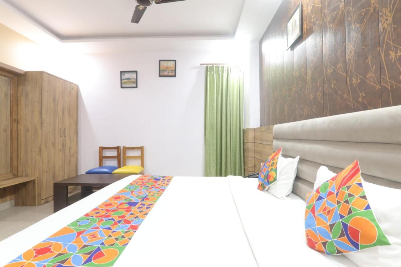 Icyhotels Hl Inn Chinhat المظهر الخارجي الصورة