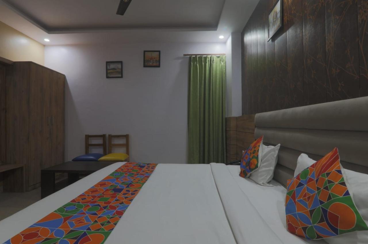 Icyhotels Hl Inn Chinhat المظهر الخارجي الصورة